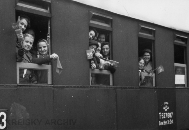 Zugfahrt zum Frauentag 1952